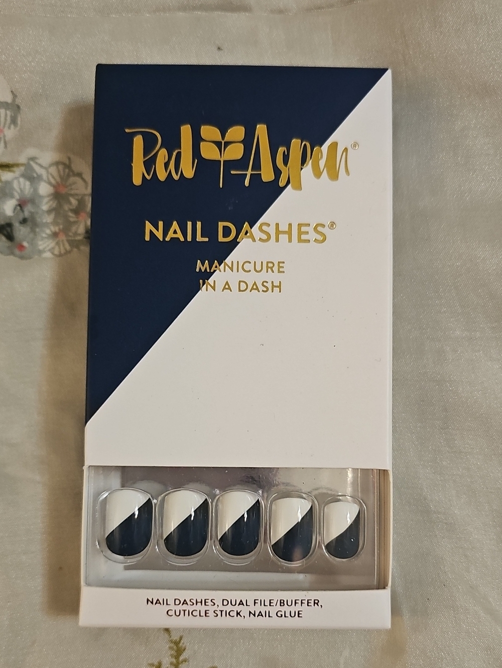 Red Aspen Nail Dashes - Navy and White Press-On Nails